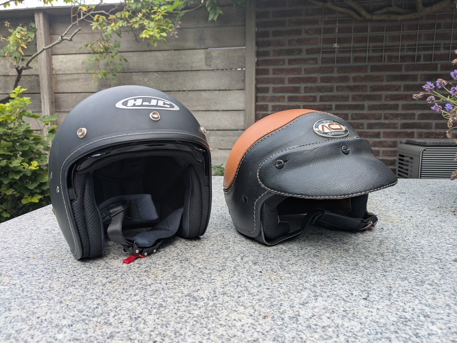 HJC en Act Jethelmen - Maat L, Motoren, Dames, Ophalen of Verzenden, L, Tweedehands