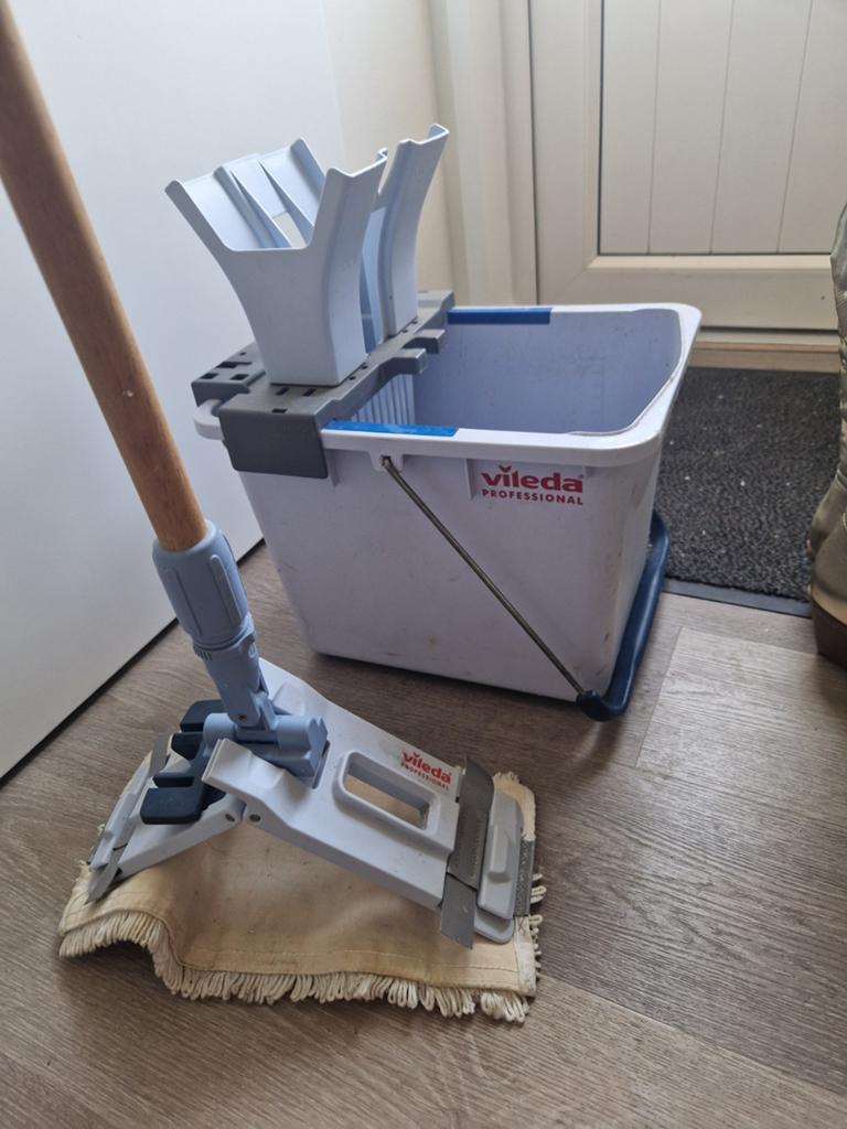Vileda Professional Dweilsysteem met Emmer en Mop, Ophalen, Dweilemmer, -bak, of -wagen