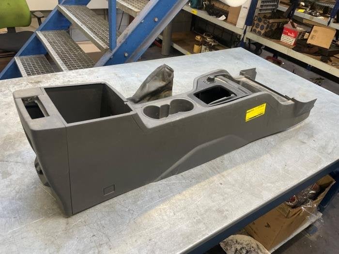 Middenconsoles van een Ford Ranger, Gebruikt, -, -, Ophalen of Verzenden