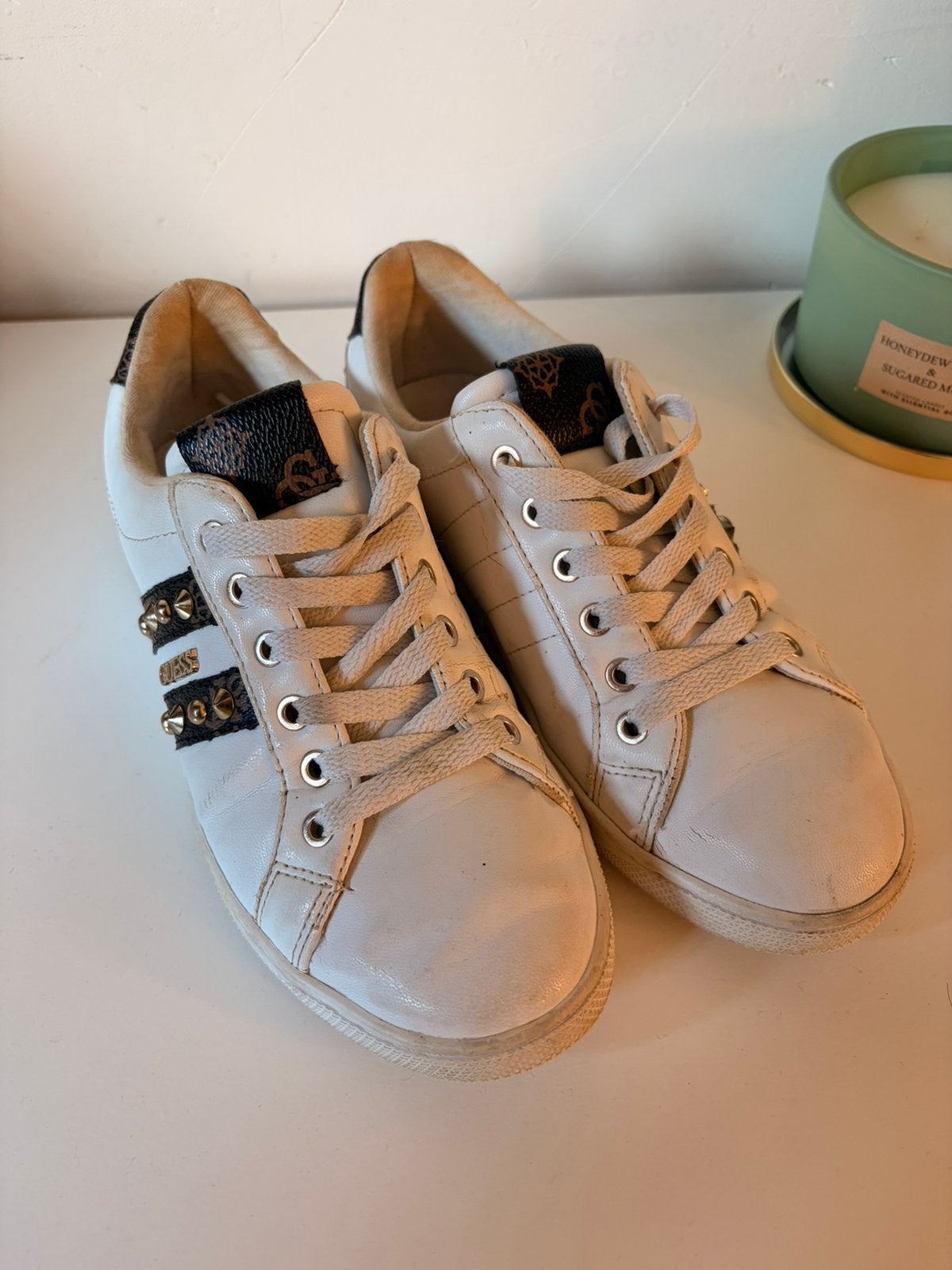 Guess schoenen, Wit, Ophalen of Verzenden, Sneakers of Gympen, Gedragen