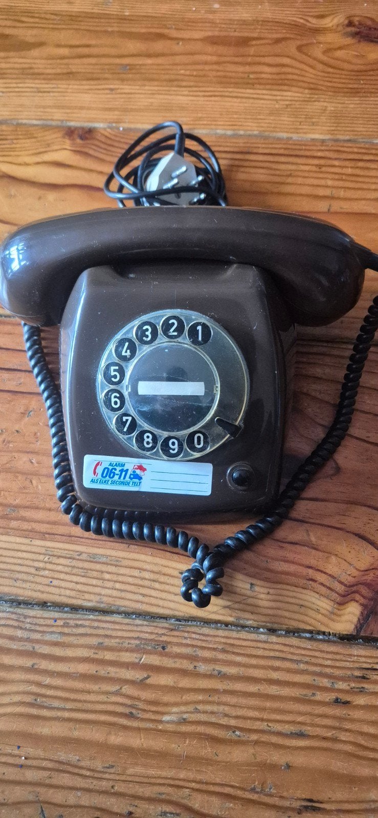 Vintage PTT T65 Bruine Telefoon met Draaischijf, Ophalen, Gebruikt, Met draaischijf