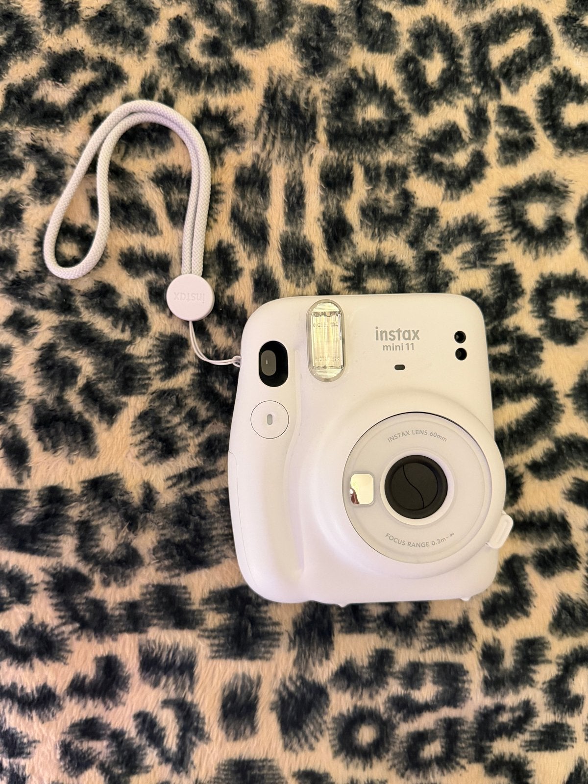 Instax Mini 11 Instant Camera - Zo goed als nieuw, Ingebouwde flitser, Instant camera, Ophalen of Verzenden, Zo goed als nieuw