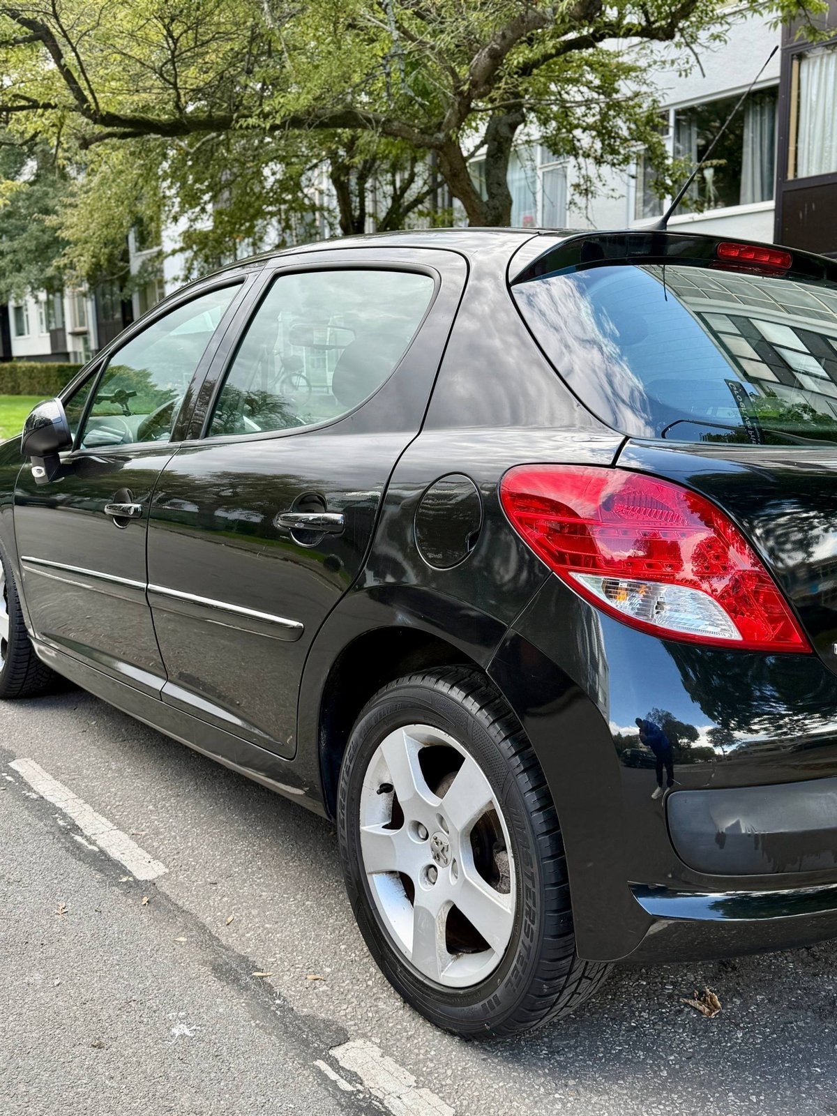 Peugeot 207 1.6 VTI 16V 5DRS 2010 Zwart, Auto's, Voorwielaandrijving, Zwart, Origineel Nederlands, Bedrijf