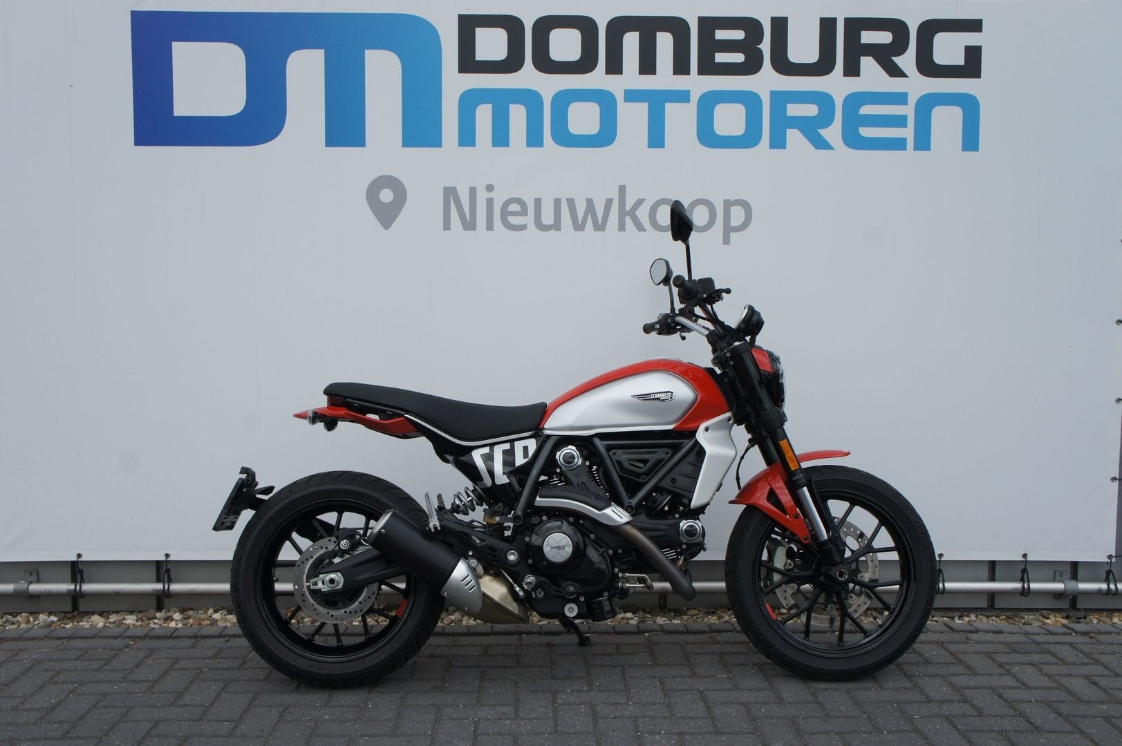DUCATI SCRAMBLER ICON (bj 2023), DUCATI, 2 cilinders, Motorrijbewijs A, Bedrijf