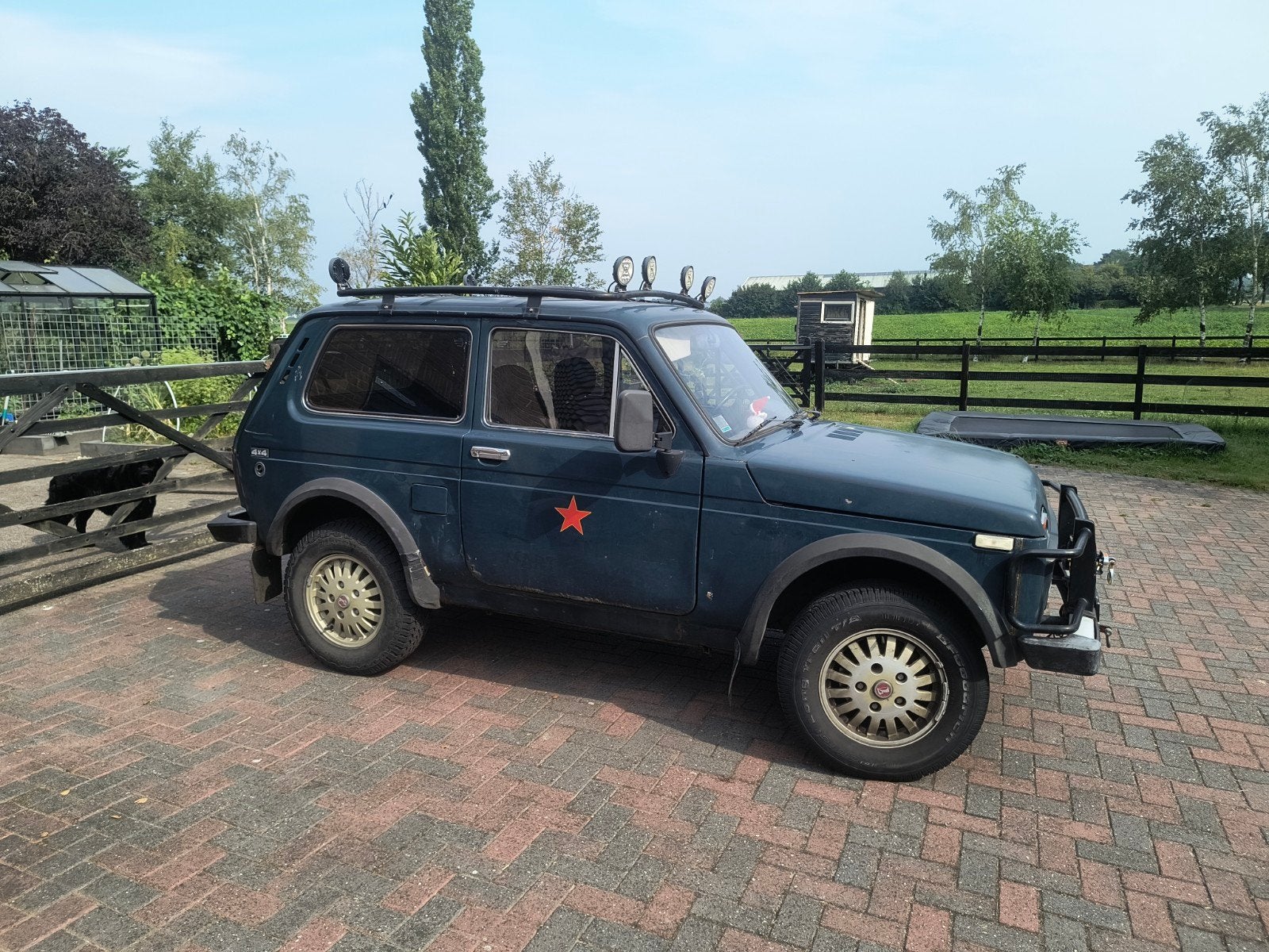 2x Lada Niva UNIEK!!! 1 is  Wegenbelasting/keuring vrij!, Auto's, Niva, Vierwielaandrijving, Particulier, Te koop
