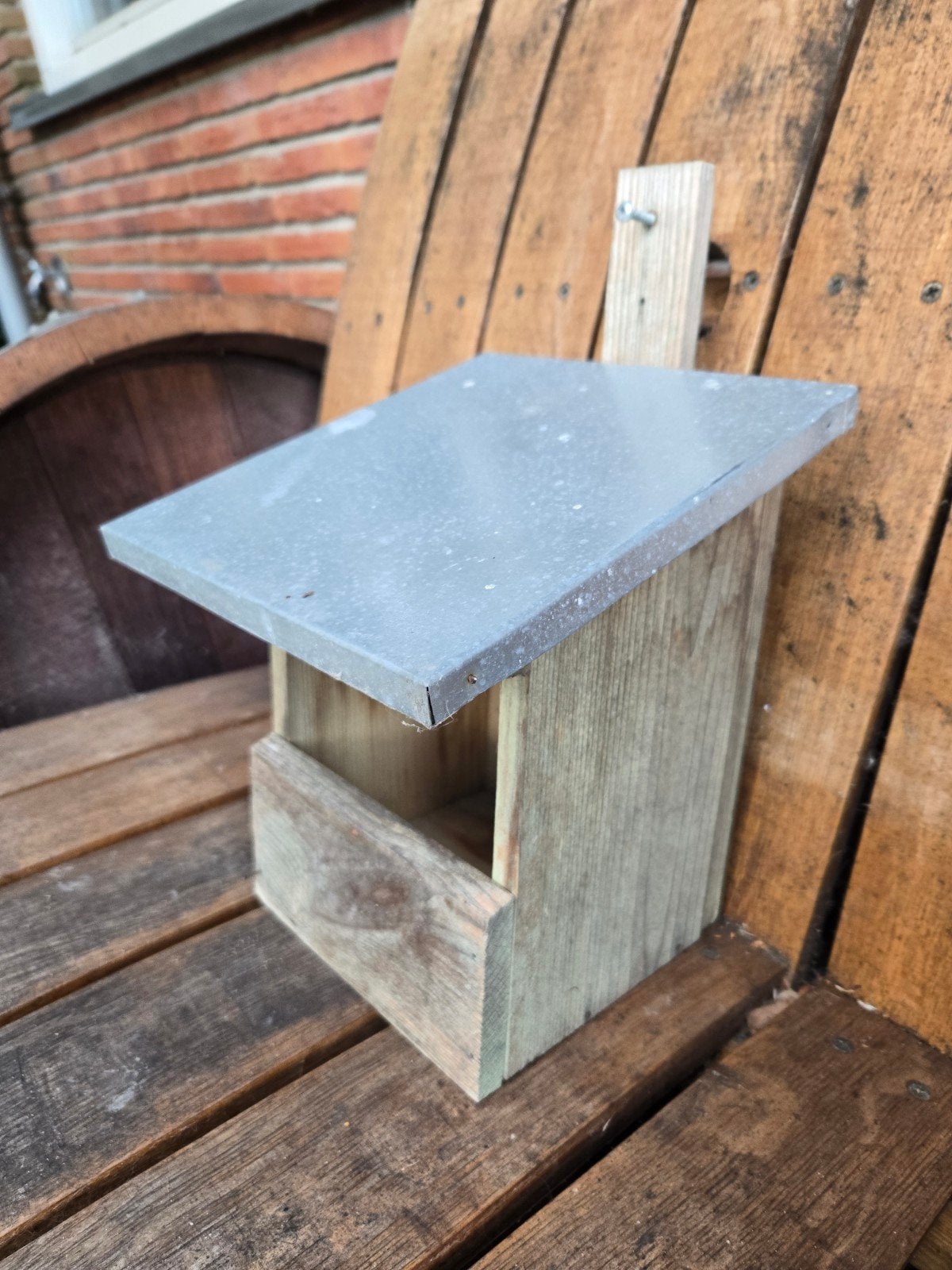 Halfopen nestkast / vogelhuisje voor roodborstje, Ophalen of Verzenden, Gebruikt