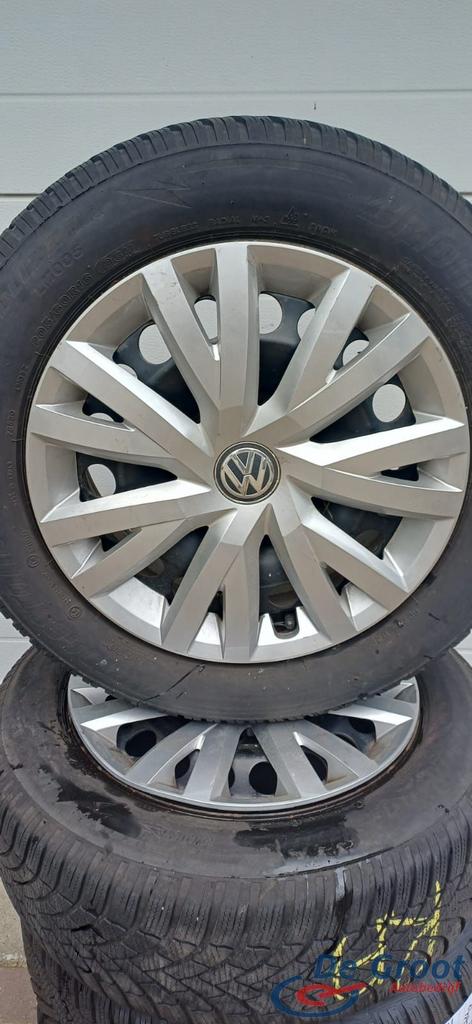 Winterwielen / Winterbanden 205/60/16 Vw Touran, Auto-onderdelen, Banden en Velgen, Ophalen, Gebruikt, -, Banden en Velgen