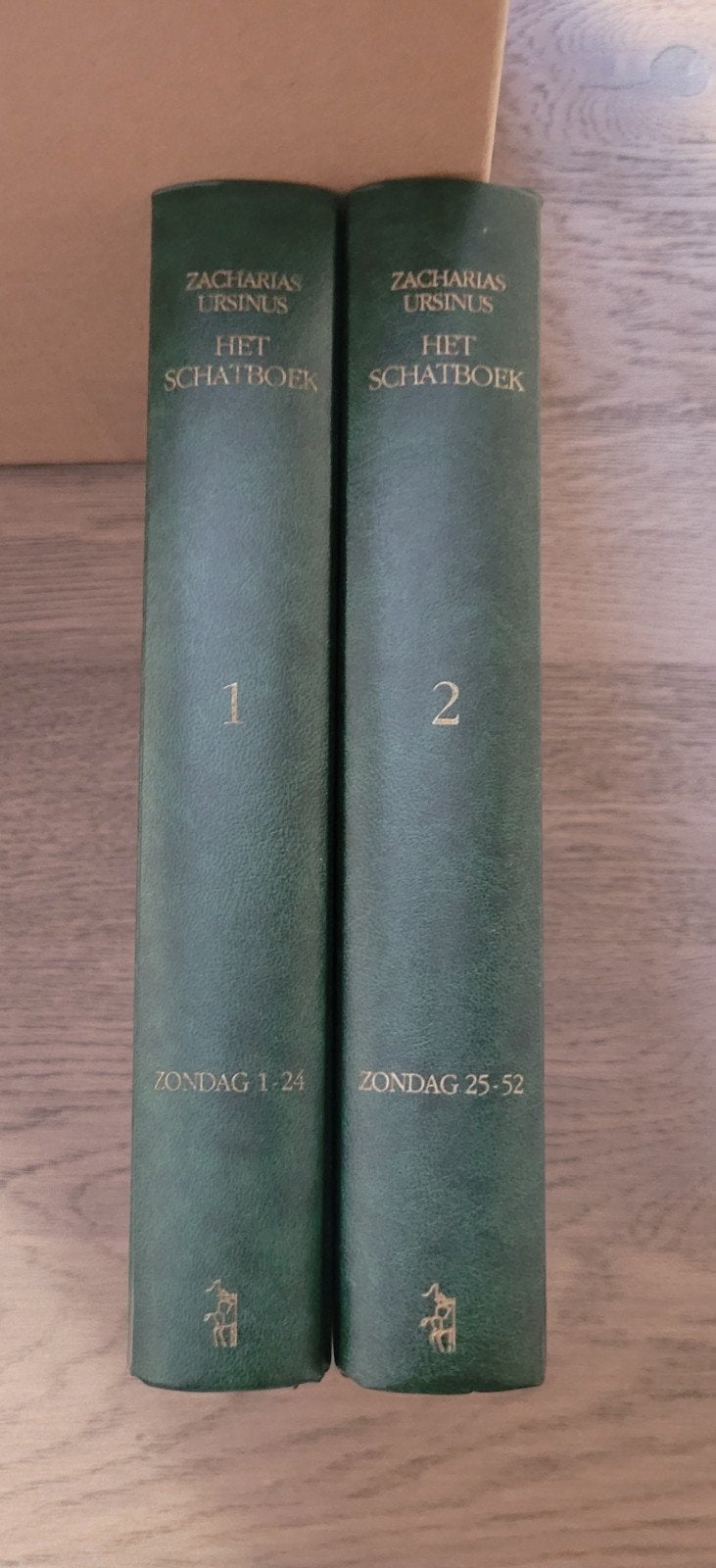 Zacharias Ursinus - Het Schatboek (2 delen compleet), Ophalen of Verzenden, Gelezen