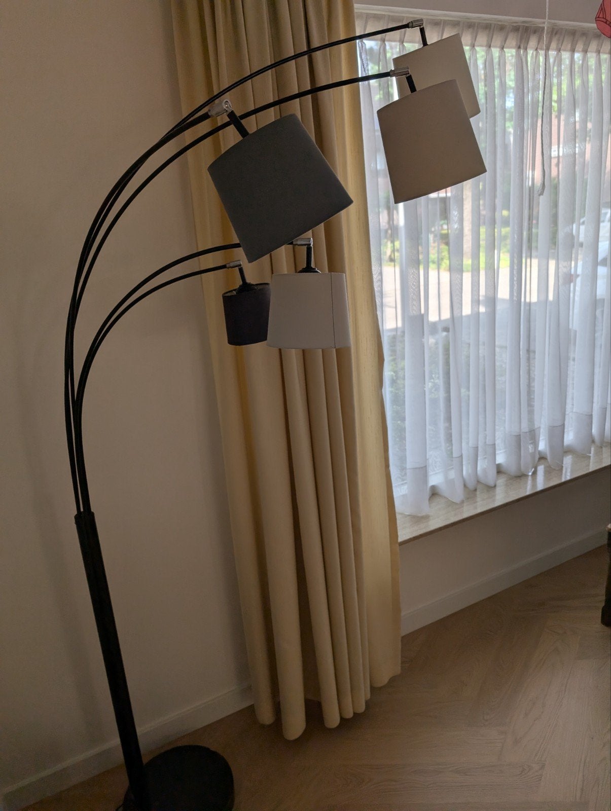 Mooie kwalitatieve staande lamp, Huis en Inrichting, Lampen | Vloerlampen, Ophalen, Zo goed als nieuw, 150 tot 200 cm