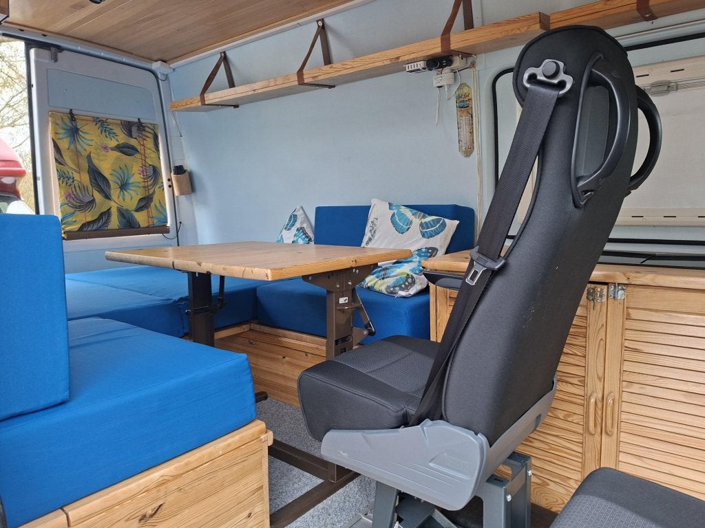 Mercedes-Benz Sprinter 314 (1040575), Buscamper of Camperbus, Dakluik, Tot en met 2, Handgeschakeld
