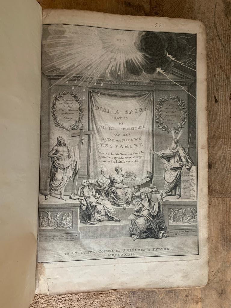 Biblia Sacra 1732 oud katholieke bijbel in oude leren band, Ophalen of Verzenden