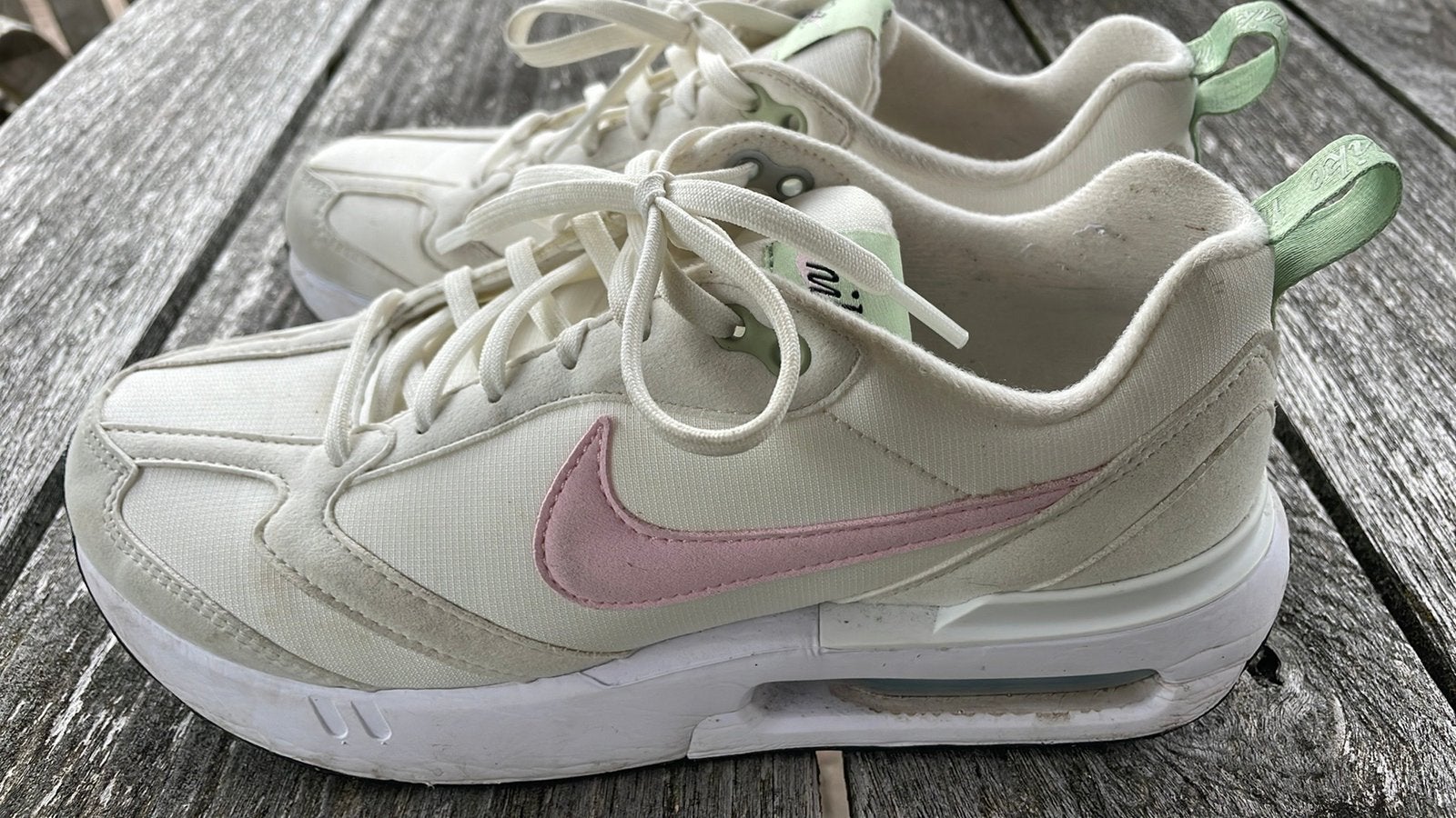 Nike sneakers Maat 39, Sport en Fitness, Loopsport en Atletiek, Ophalen of Verzenden, Zo goed als nieuw, Hardloopschoenen, Nike