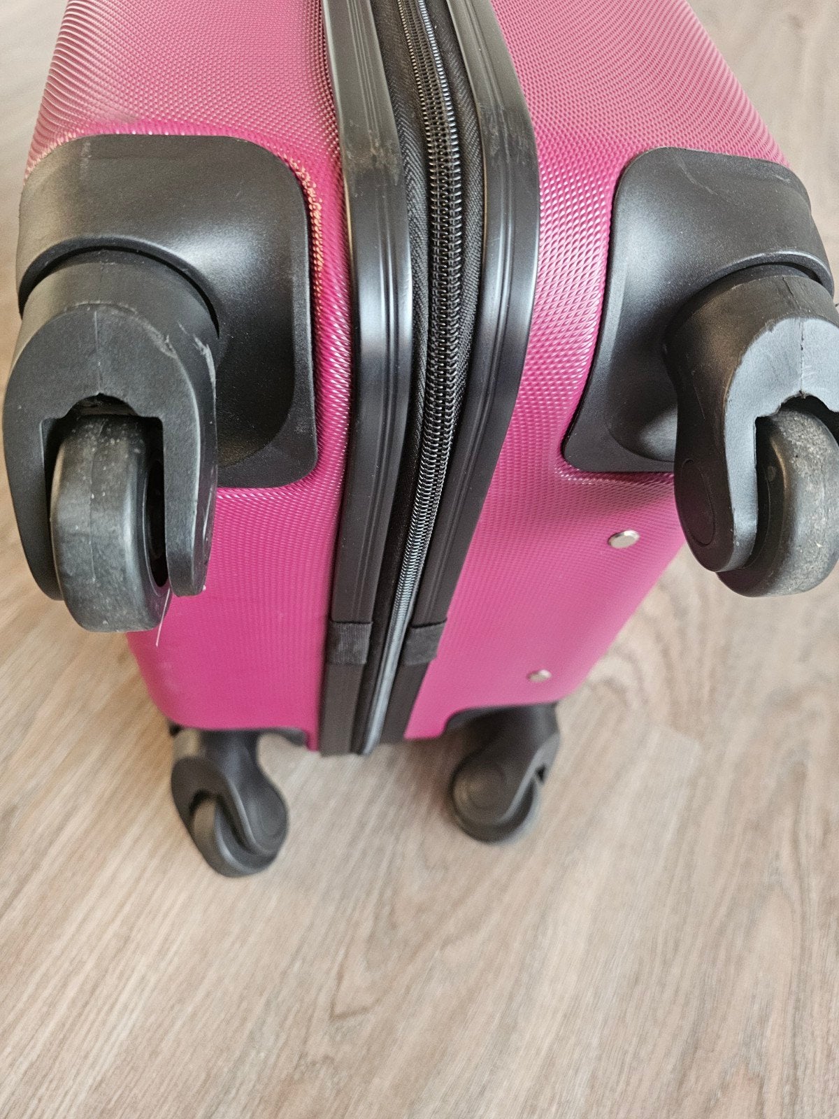 Handbagage koffer met Nederlands paspoort design, Ophalen, 40 tot 60 cm, Gebruikt, Wieltjes