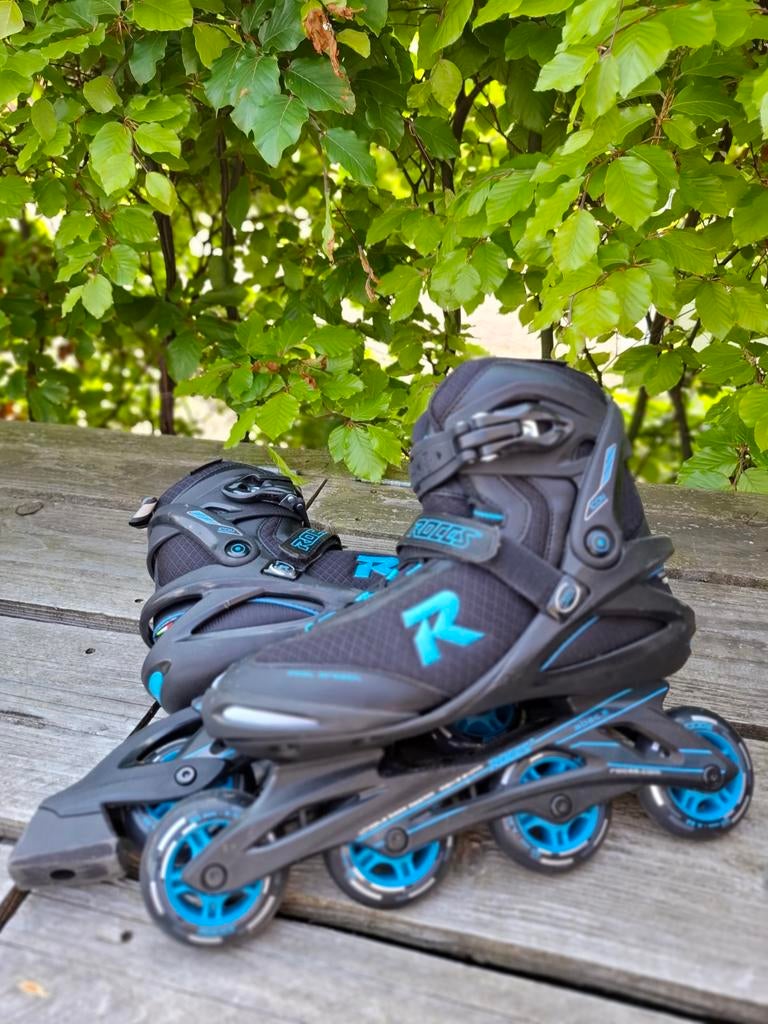 Te koop: Roces Icon maat 45 + bescherming, Sport en Fitness, Skeelers, Ophalen of Verzenden, Zo goed als nieuw, Bescherming, Roces