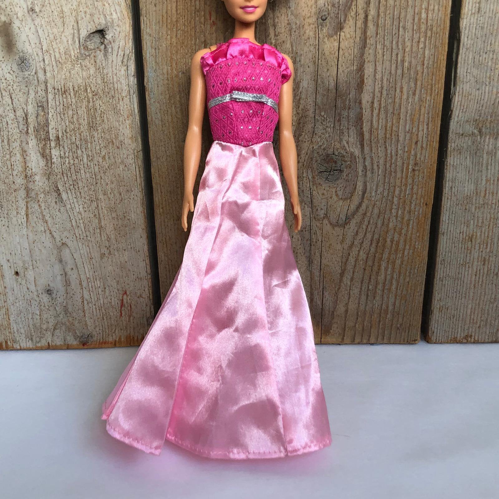 Roze gala orinsessen jurk voor Barbie, Ophalen of Verzenden, Zo goed als nieuw, Barbie