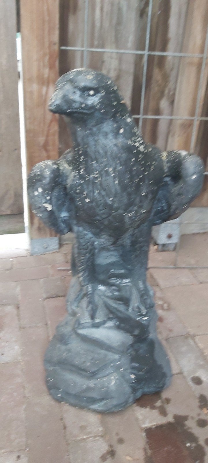 Tuinbeeld van een adelaar, Tuin en Terras, Tuinbeelden, Ophalen, Gebruikt, Beton, Dierenbeeld