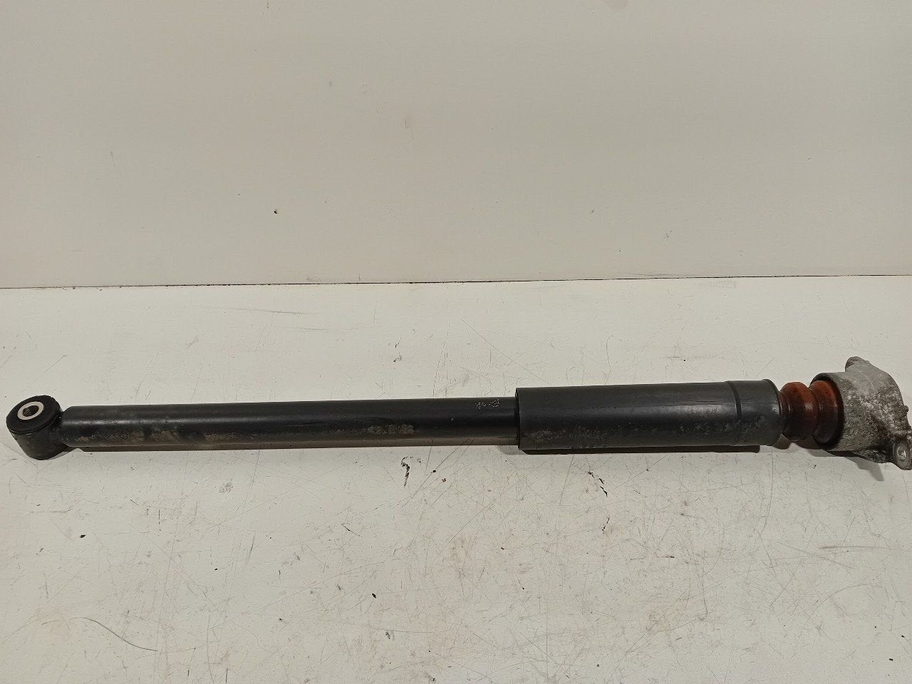 Schokbreker rechts achter Ford Fiesta, Onderdelen@venauto.nl, Van der Ven Autorecycling B.V., Gebruikt, Ettenseweg 76, 4706 PB Roosendaal, The Netherlands