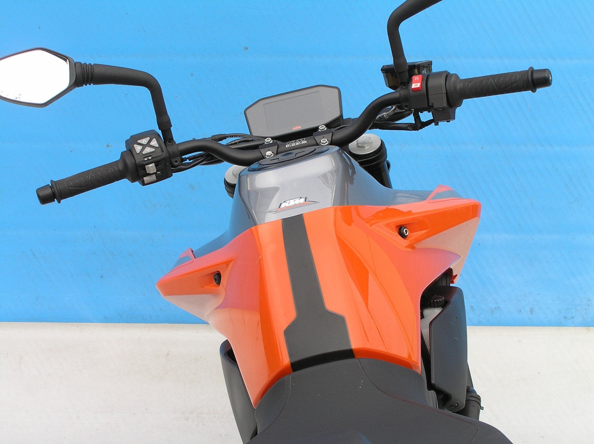 KTM 790 DUKE AKRAPOVIC (bj 2019), Bedrijf, - 1-
-  -, NL, Info@ktm.nl, Naked bike