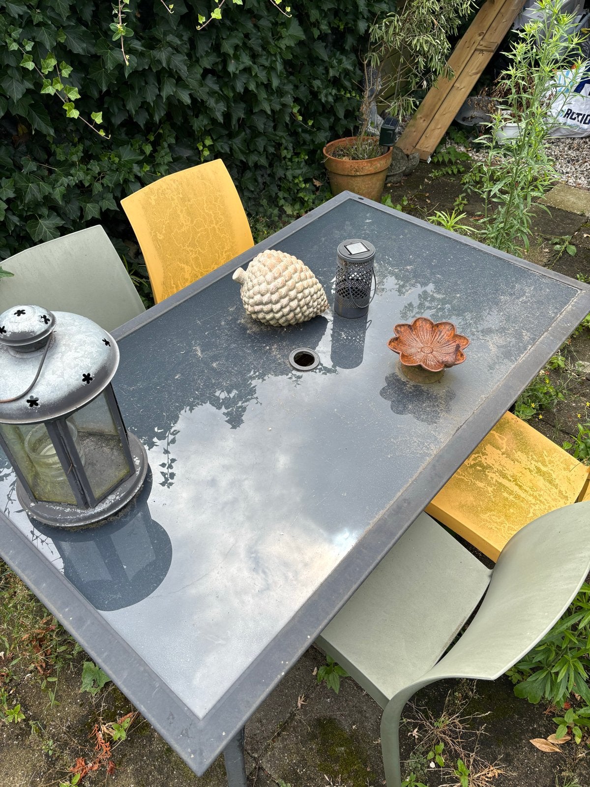 Tafel en stoelen - Snel ophalen in Haarlem Zuid-West, Ophalen, Gebruikt, Rechthoekig, Metaal
