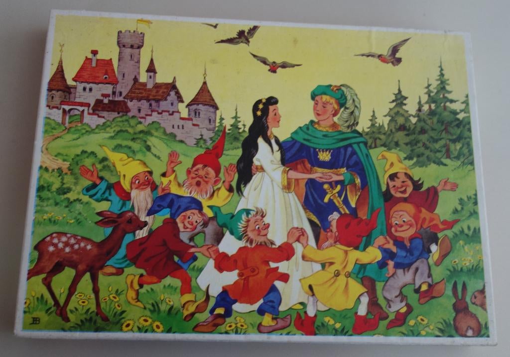 Vintage houten puzzel van Sneeuwwitje, Verzamelen, Disney, Ophalen of Verzenden, Sneeuwwitje of Doornroosje, Gebruikt, Overige typen