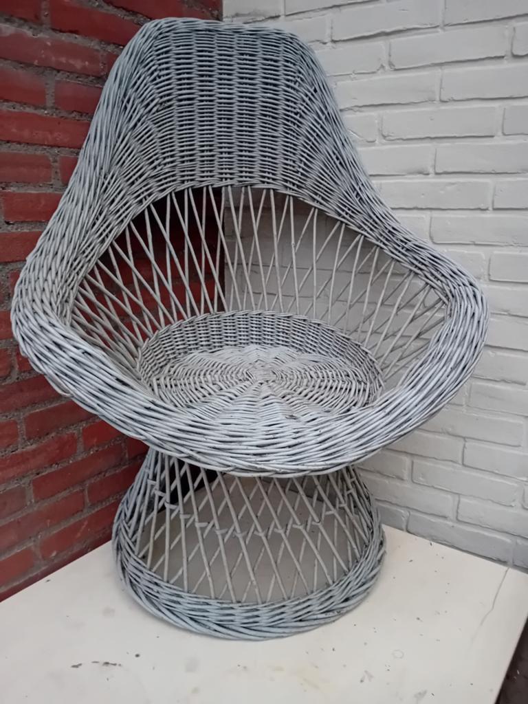 Grijze rieten stoel, Huis en Inrichting, Stoelen, Ophalen, Grijs, Eén
