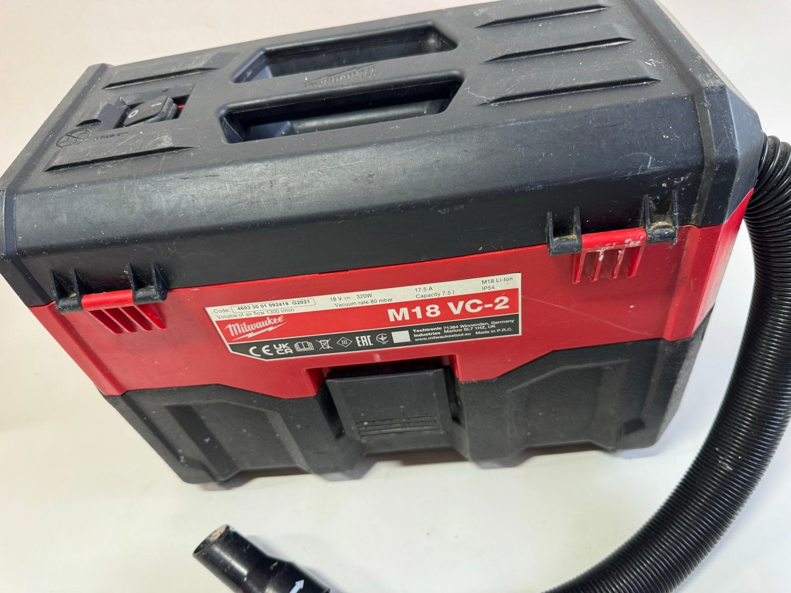Milwaukee M18 VC-2 Industriële Stofzuiger (body ), Overige merken, Gebruikt, Draadloos, Ophalen of Verzenden