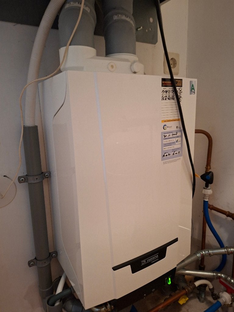 CV-ketel Remeha Tzerra C4 M28C Plus 2018, Ophalen, 30 tot 80 cm, Gebruikt, Hoog rendement (Hr)