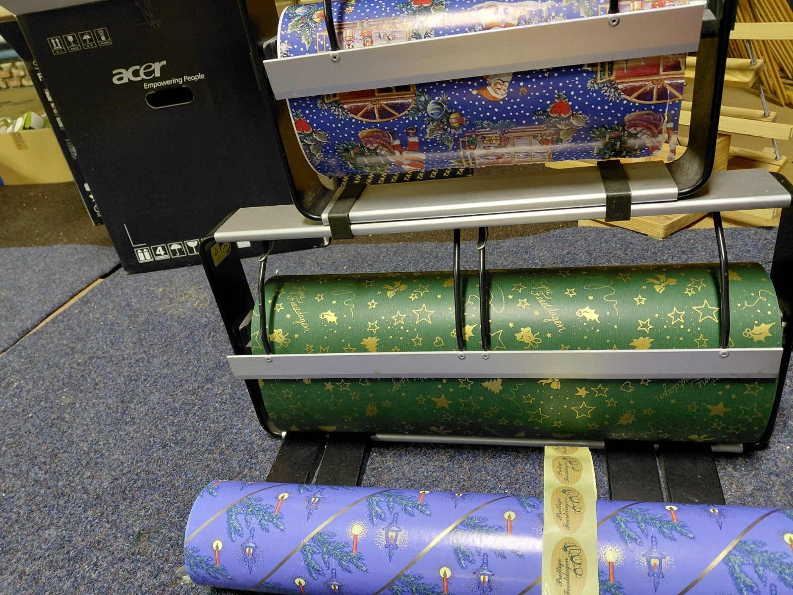 Kerstpapier met snijder/houder, Diversen, Ophalen