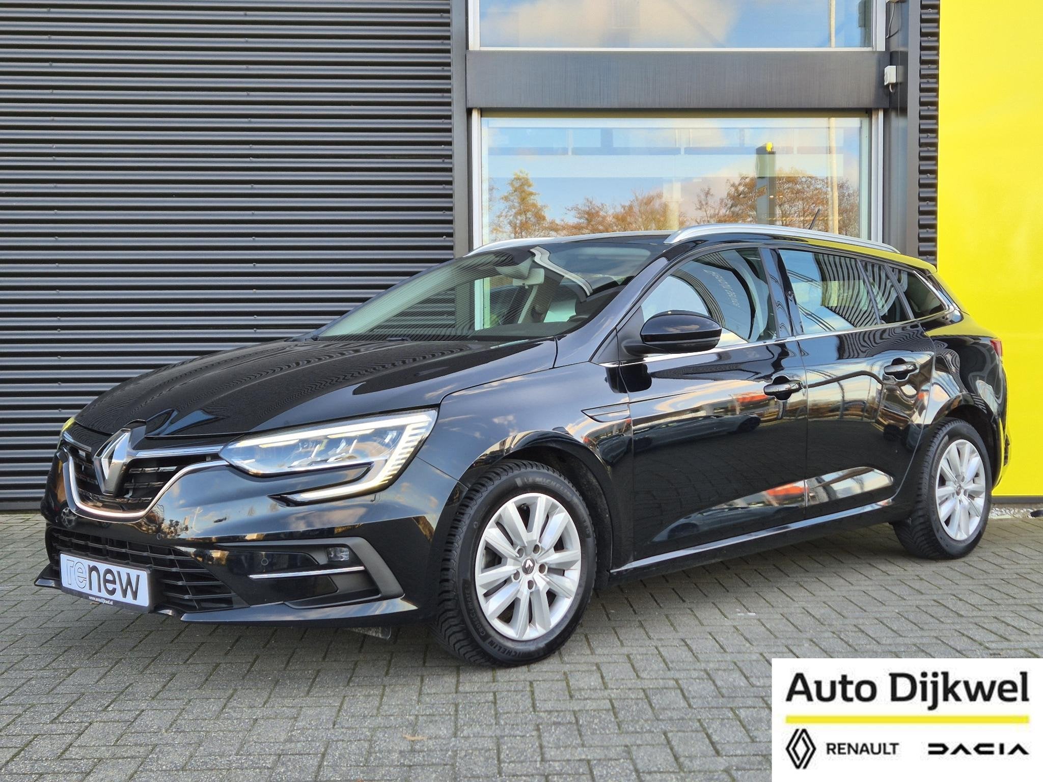 Renault Mégane Estate 1.3 TCe 140 EDC AUTOMAAT Business Edt, Stof, Gebruikt, Euro 6, 4 cilinders