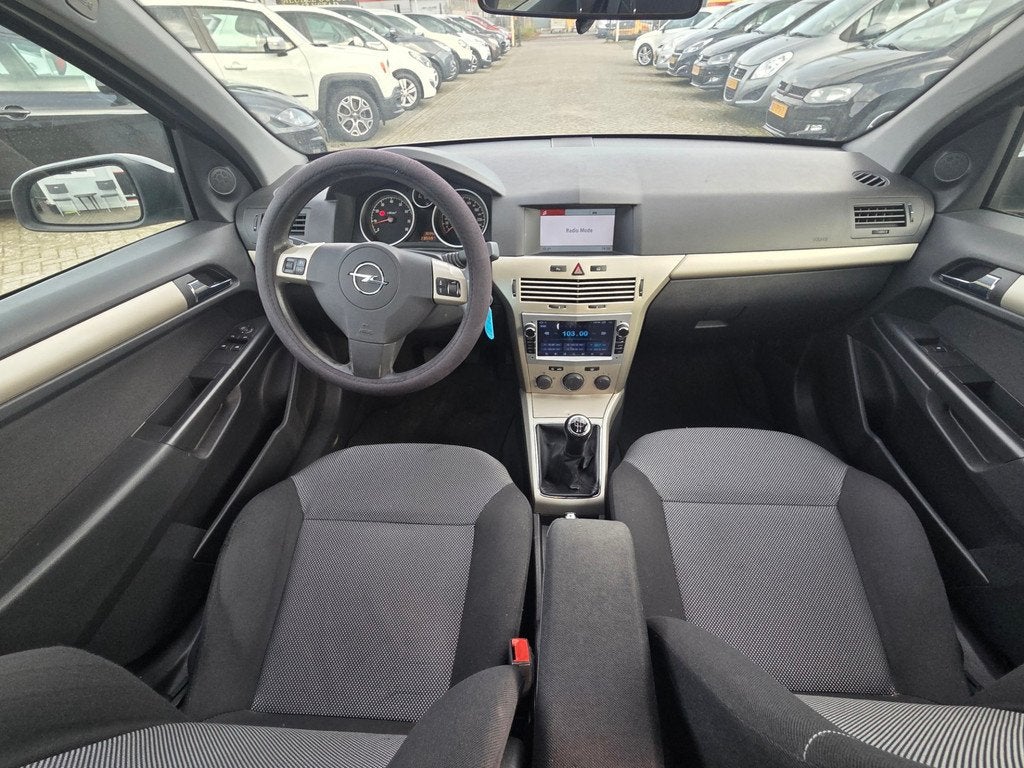 Opel Astra 1.6 Temptation/CRUIS CONTROL/PARKSENSOR, Auto's, 15 km/l, Gebruikt, 4 cilinders, 635 kg