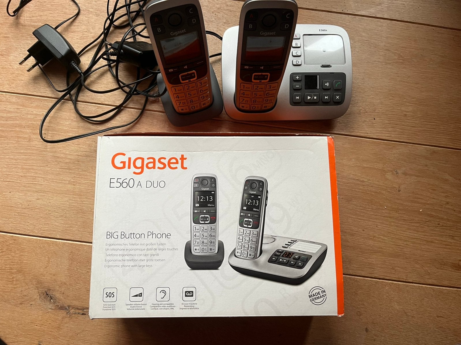 Gigaset E560A Duo Draadloze Telefoon met Grote Knoppen, Ophalen of Verzenden, Zo goed als nieuw, 2 handsets