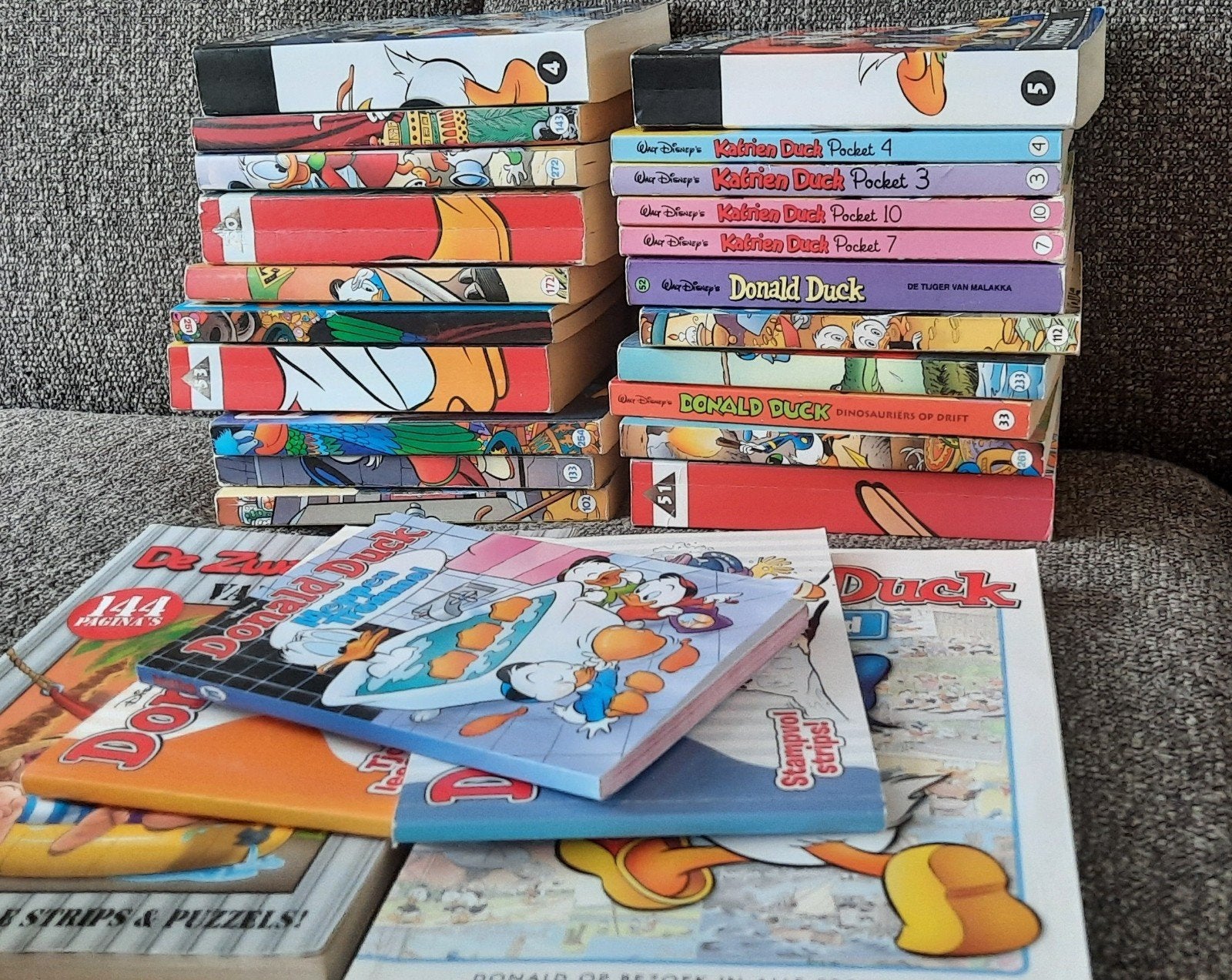 Donald Duck / Katrien Duck stripboeken en pockets, Boeken, Meerdere stripboeken, Ophalen of Verzenden, Gelezen