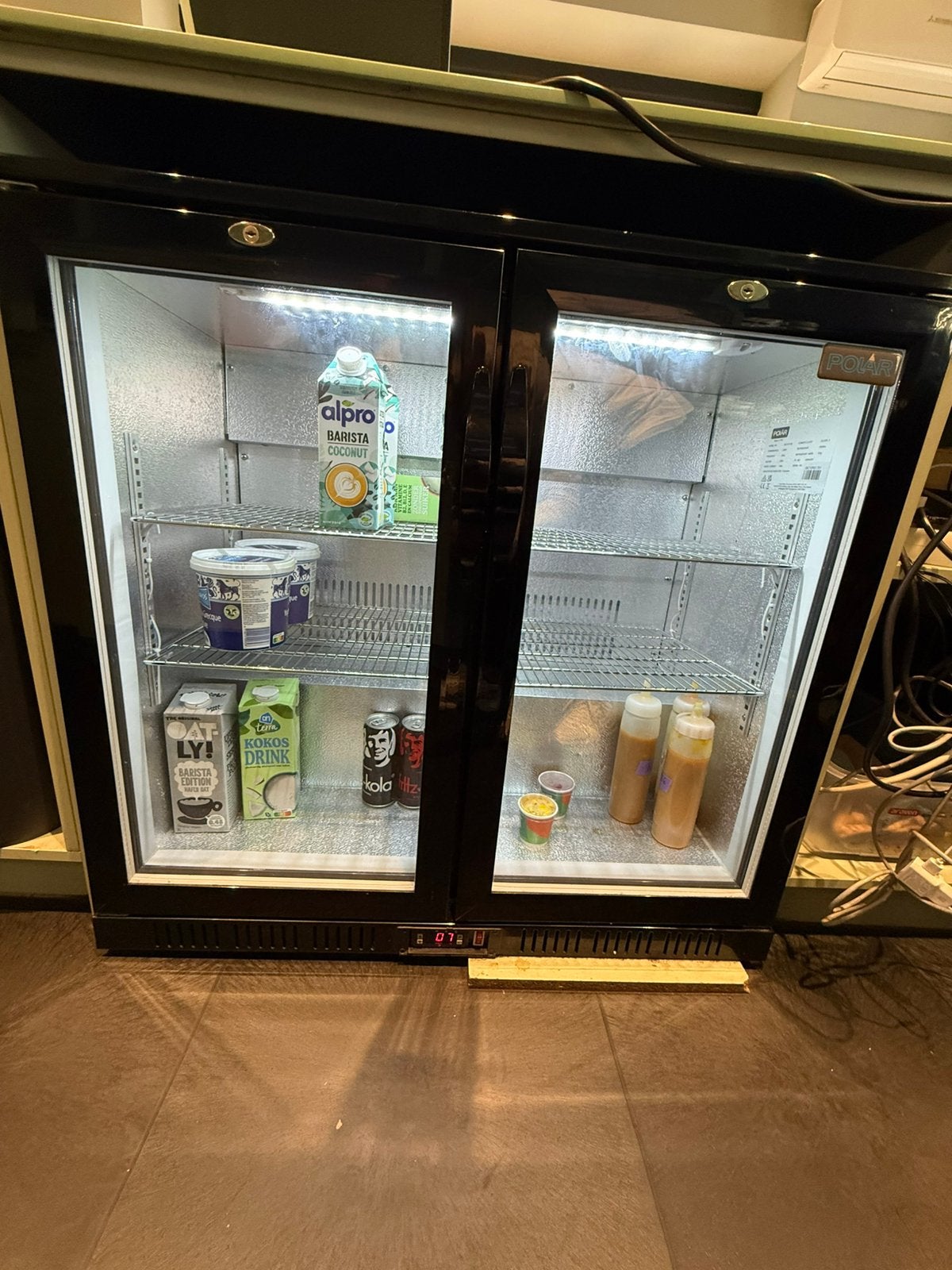Polar GL012 Dubbele Barkoelkast / Flessenkoeler, Zakelijke goederen, Horeca | Keukenapparatuur, Ophalen