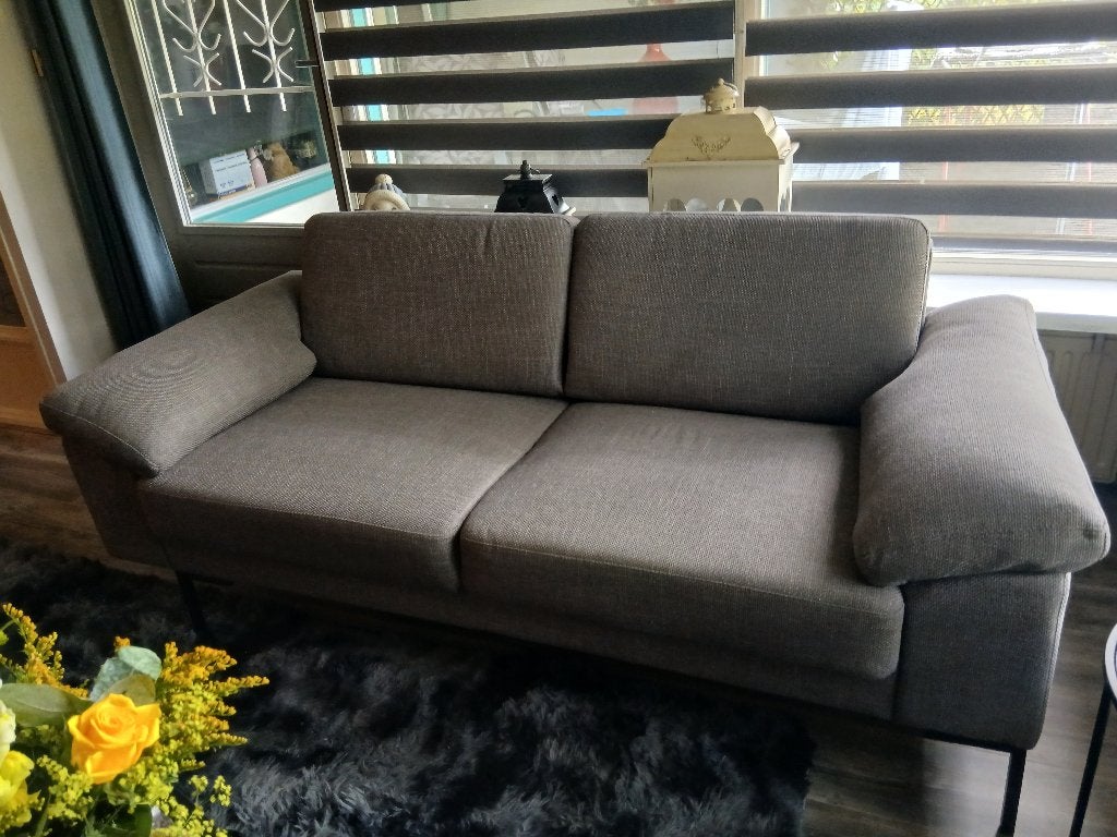 Twee en een half zits grijze bank, vaste prijs 300 euro., Ophalen, Overige maten, Minder dan 75 cm, Zo goed als nieuw