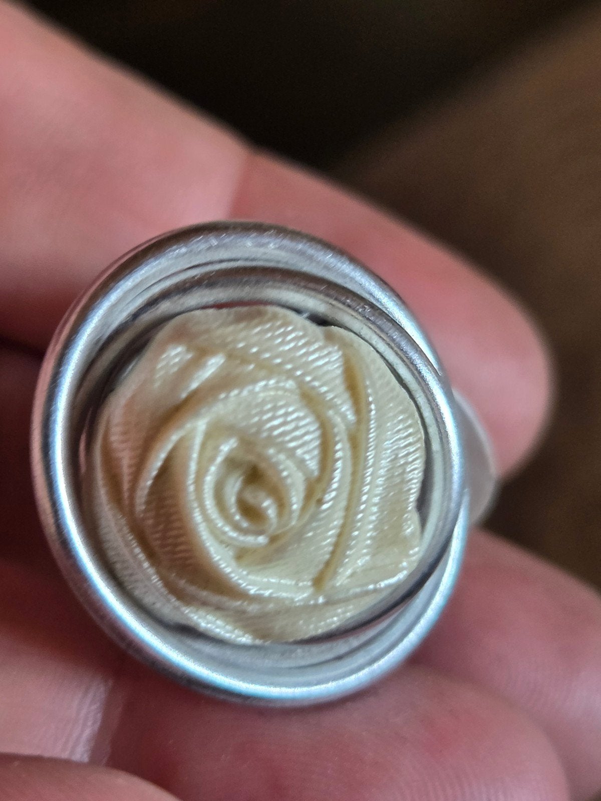 Nieuwe handgemaakte ring met roosje, maat 16, Sieraden, Tassen en Uiterlijk, Ringen, Overige materialen, Nieuw, Ophalen of Verzenden