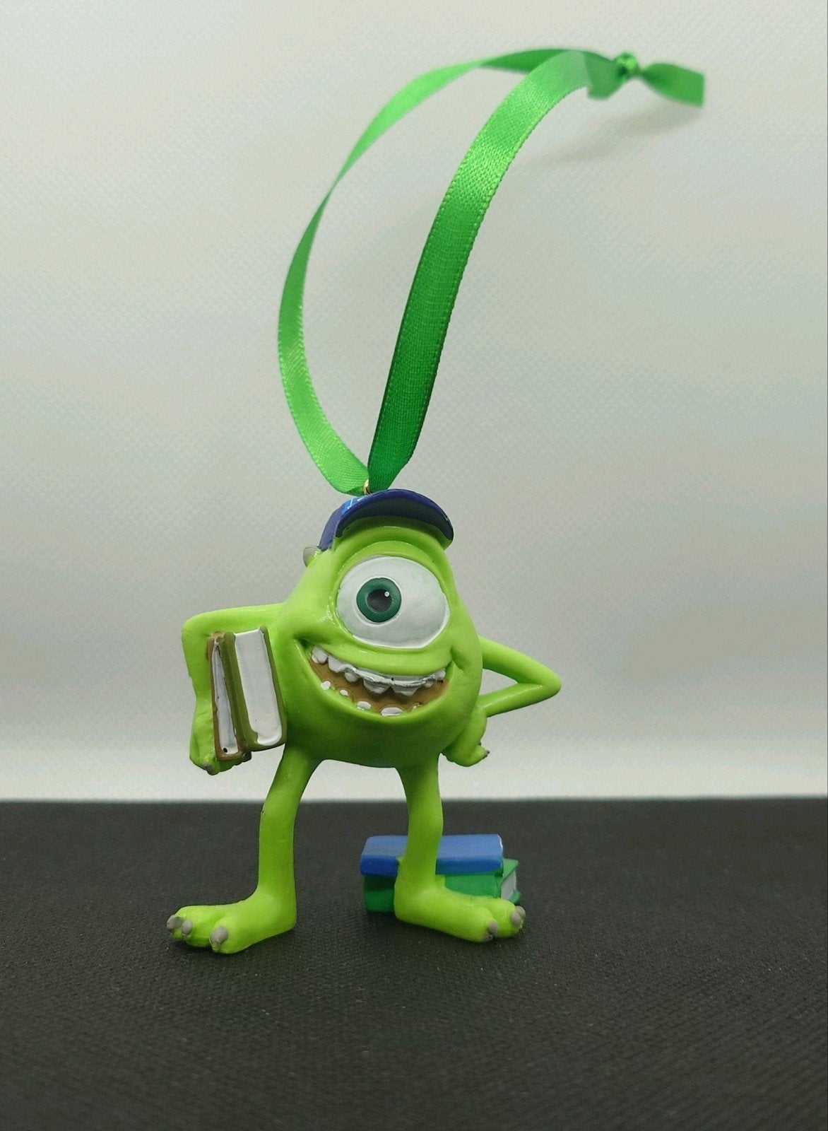 Disney Mike Monsters Inc kerst ornament hanger kerstbal, Ophalen of Verzenden, Nieuw
