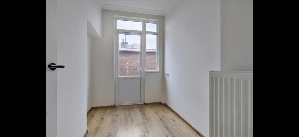 Kamer veehuur den haag * per direct beachikbaar*, Huizen en Kamers, Kamers te huur, Den Haag