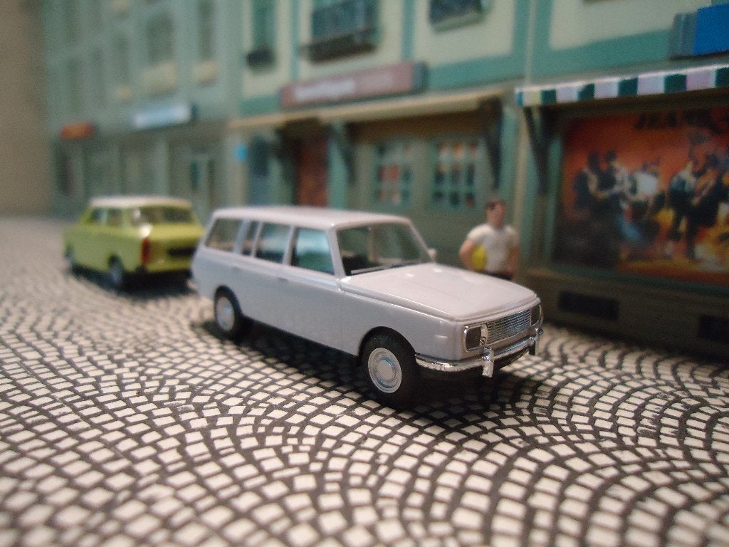 1985 Wartburg 353 Tourist - Herpa, Ophalen of Verzenden, Nieuw, Auto, Herpa