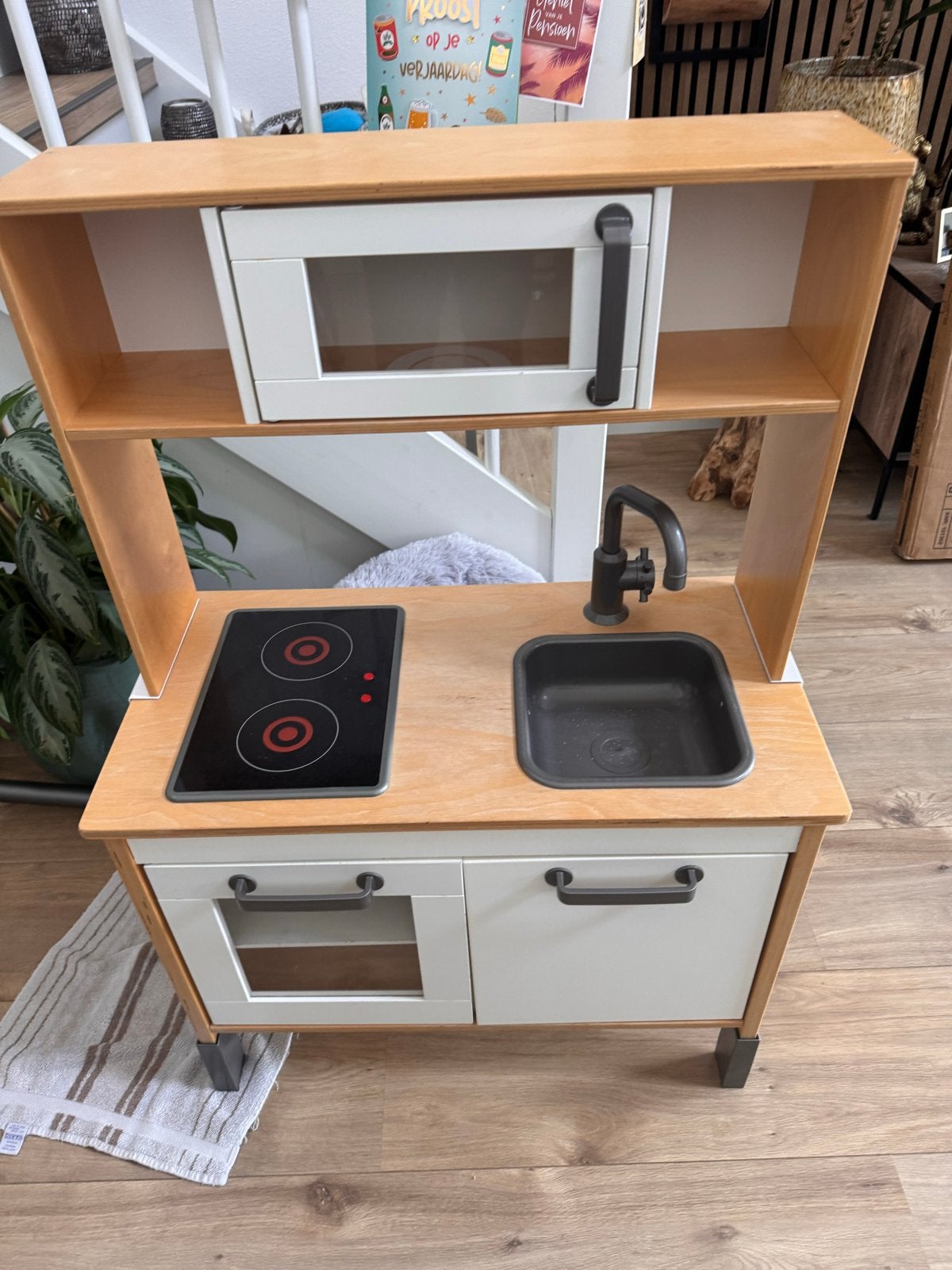 Houten kinderkeuken met magnetron en kookplaat, Ophalen, Gebruikt, Hout, Speelkeuken
