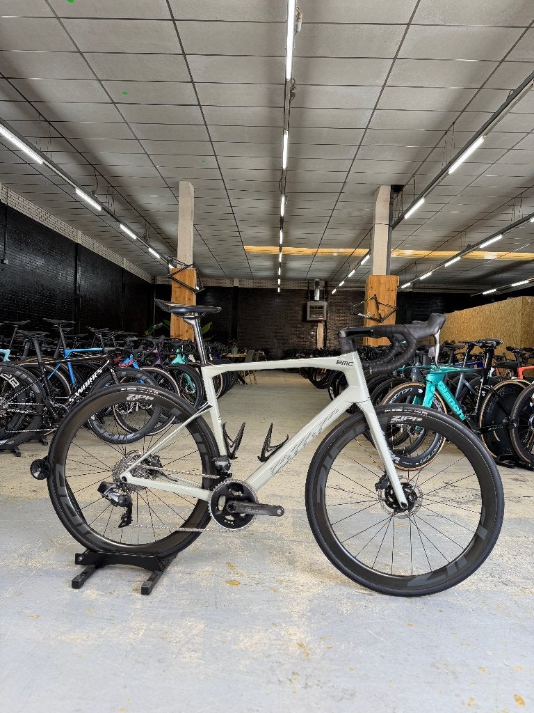 BMC Roadmachine 01 AXS Carbon Racefiets, Ophalen, Zo goed als nieuw, Overige typen