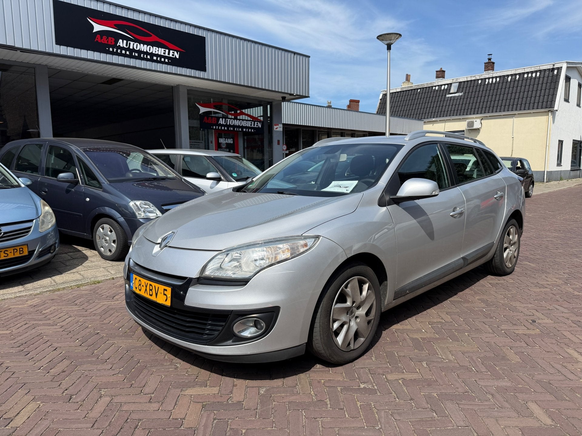 Renault Mégane Estate 1.5 dCi Expression, Auto's, Voorwielaandrijving, Euro 5, Gebruikt, 4 cilinders