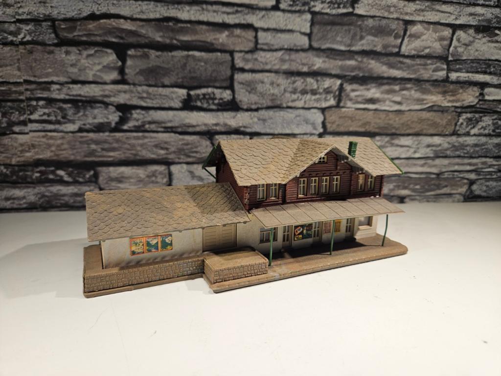 Station bergstation N spoor modeltrein 1:160, Overige merken, Gebruikt, Gelijkstroom of Wisselstroom, Brug, Tunnel of Gebouw