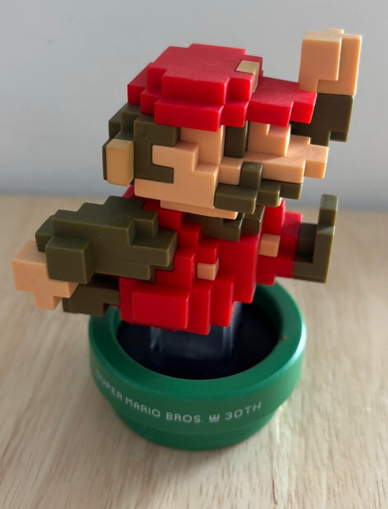 Super mario bros 30th anniversary amiibo, Ophalen of Verzenden, Zo goed als nieuw, Avontuur en Actie