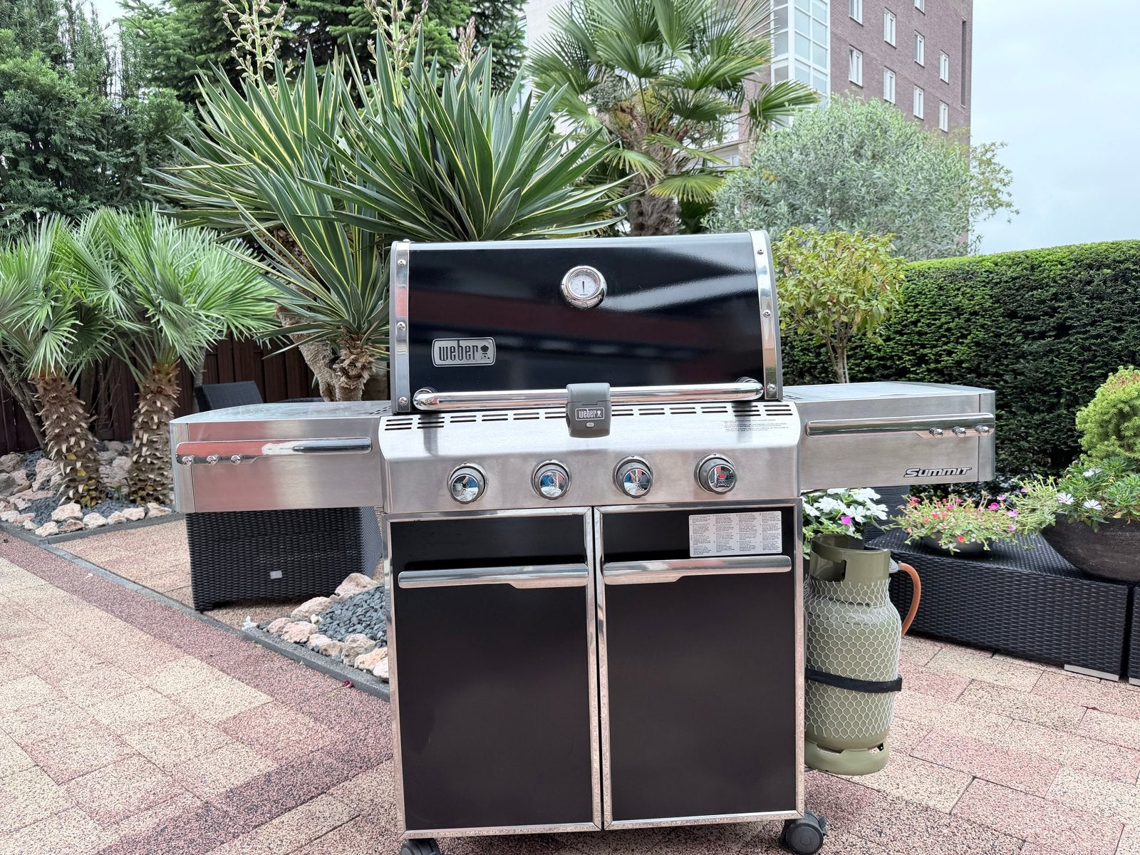 Weber Summit Gasbarbecue - Zo goed als nieuw, Tuin en Terras, Ophalen, Zo goed als nieuw