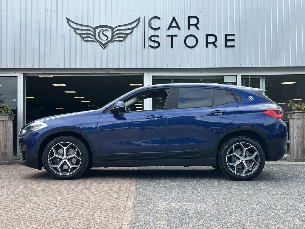 BMW X2 sDrive20i High Executive Edition |CAMERA|CLIMA|SFEERV, Auto's, BMW, 1998 cc, Gebruikt, Leder, Bedrijf