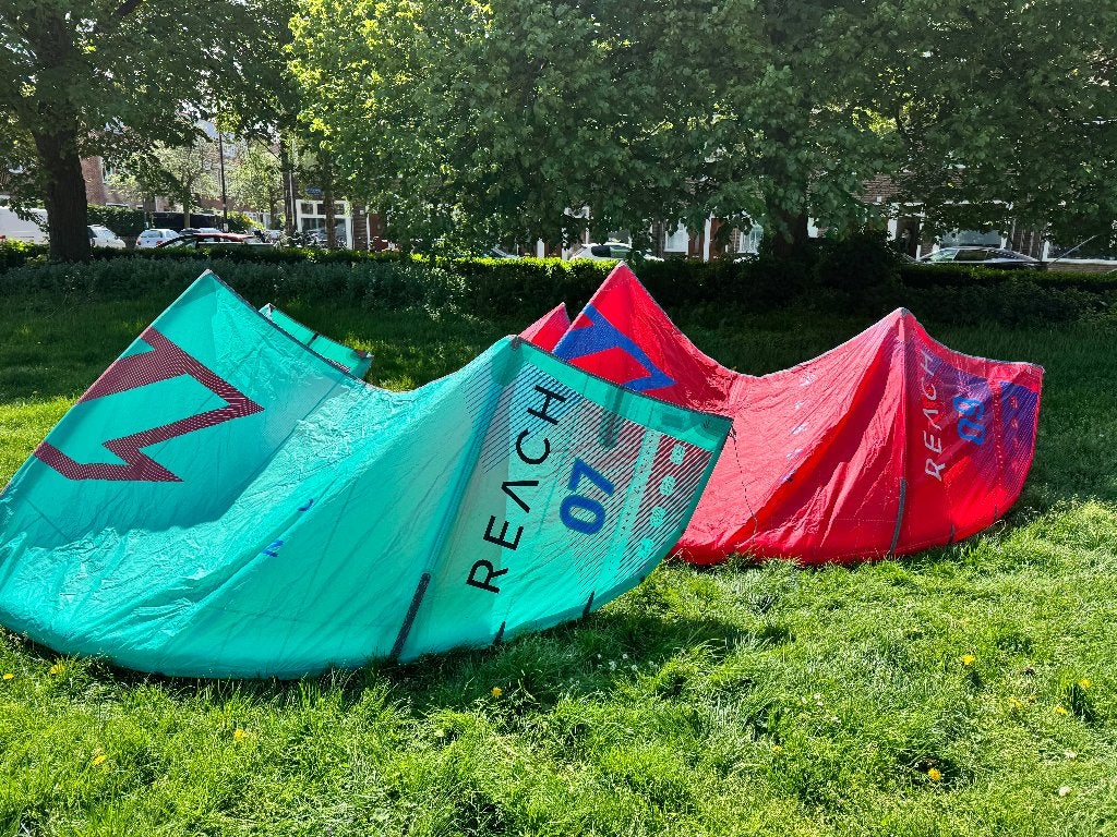 North Reach 7m + 9m complete kiteset – nauwelijks gebruikt, Watersport en Boten, Ophalen, Kitesurf-set, 9 m², Geen board