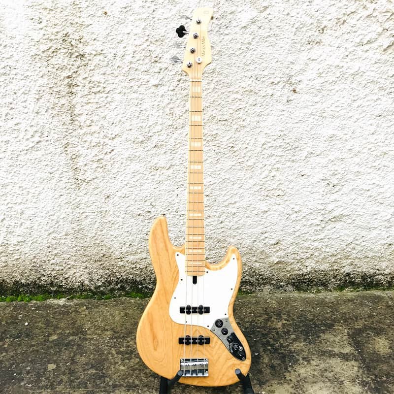 Sire V7 Swamp Ash Natural, Muziek en Instrumenten, Ophalen, Zo goed als nieuw, Elektrisch