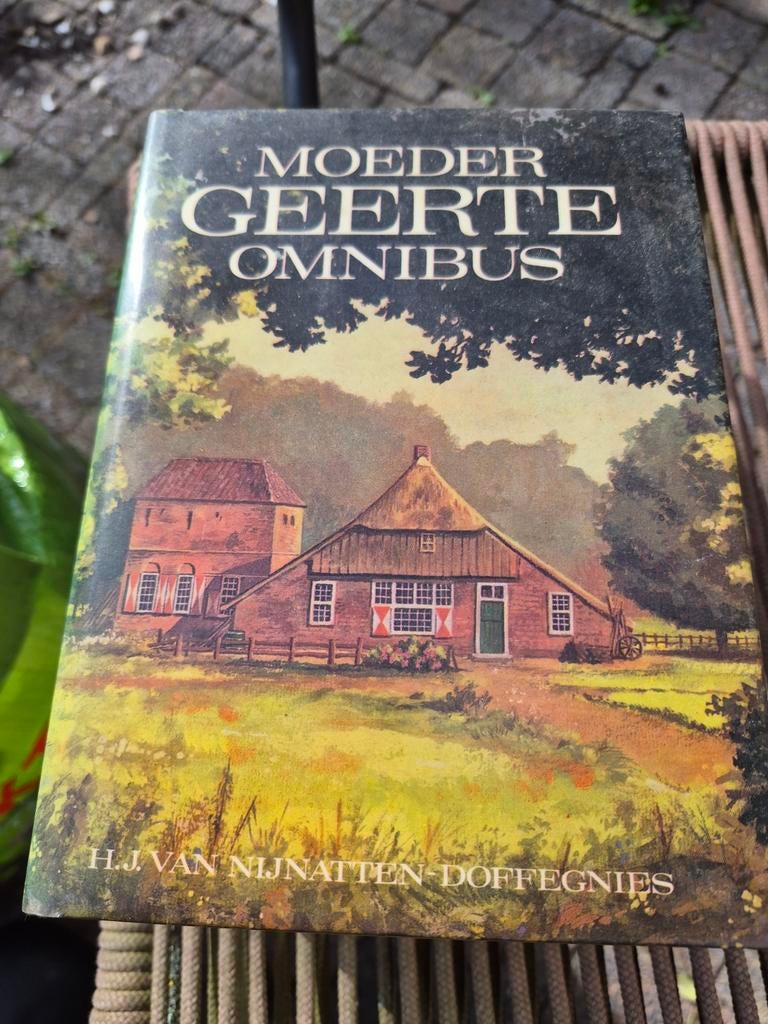 Moeder Geerte Omnibus - H.J. van Nijnatten-Doffegnies, Boeken, Ophalen of Verzenden, Gelezen, H.J. van Nijnatten-Doffegnies, Nederland