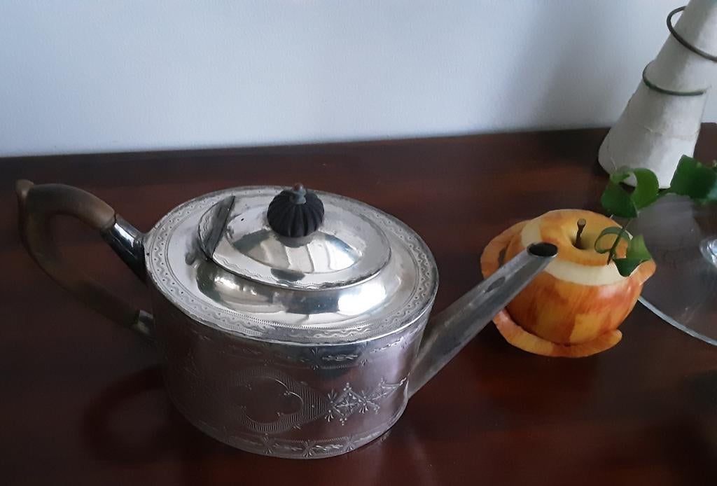 Tinnen kannetje met merk teken., Ophalen of Verzenden