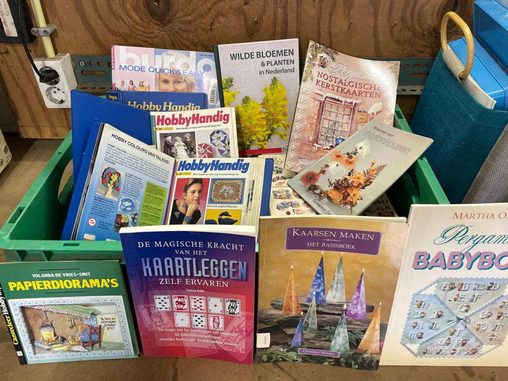 Diverse Hobbyboeken: Kaarsen Maken, Kaartleggen, Handig, Ophalen of Verzenden, Gelezen, Overige onderwerpen